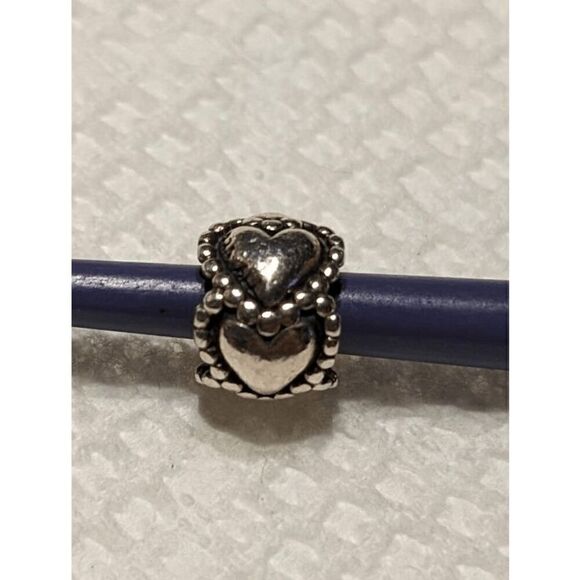 Authentic PANDORA Everlasting Love Charm - Picture 6 of 6